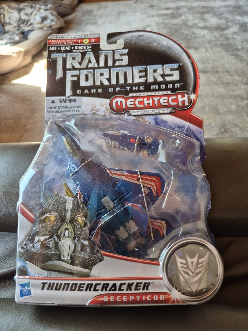 Hasbro Thundercracker MechTech Decepticon Figure. Delux Class